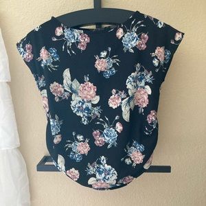 Floral blouse- Olive Tree - cinched side- M